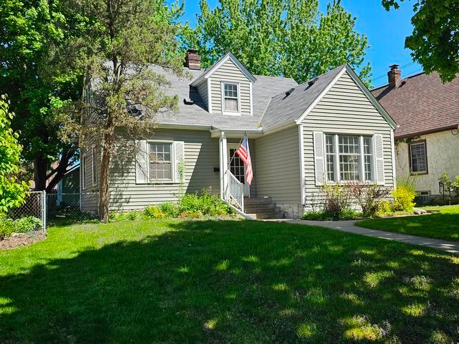 1361 SCHEFFER AVE, SAINT PAUL, MN - photo 1