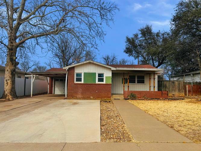 2008 46th St, Lubbock, TX - photo 1