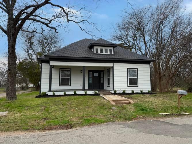 110 Mill Street, CUMBY, TX - photo 1