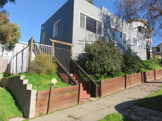 4510 San Carlos Avenue, Oakland, CA - photo 1