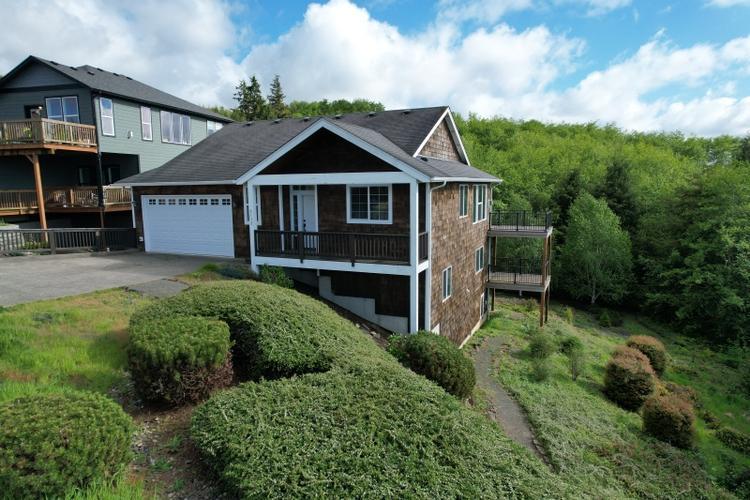2133 MIDDLE FORK CIRCLE, SEASIDE, OR - photo 1