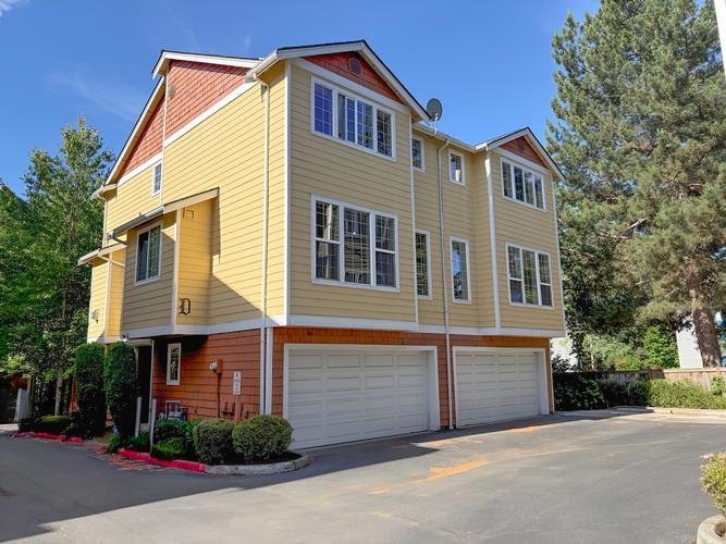11023 SE 240TH ST UNIT D2, KENT, WA - photo 1