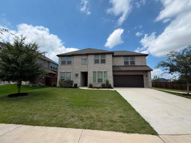 2304 Lonsdale Dr, MANSFIEL, TX - photo 1