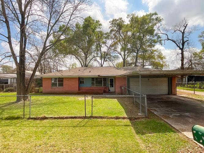 8902 KENTSHIRE DR, HOUSTON, TX - photo 1