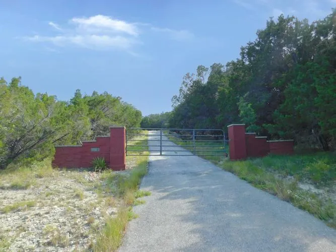 7500 MULESHOE BND TRL, MARBLE FALLS, TX