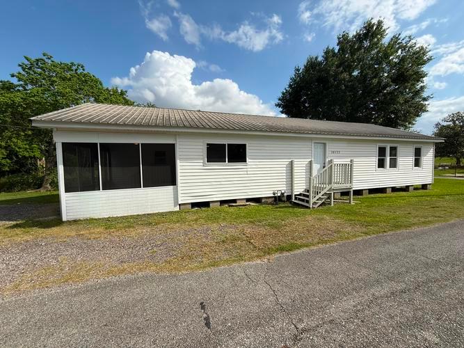 10122 Golden Gate St, Convent, LA - photo 1