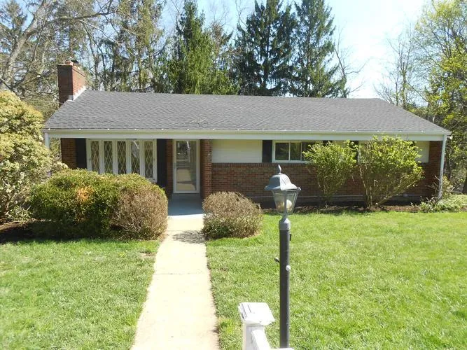 3828 Arizona Dr, Allison Park, PA