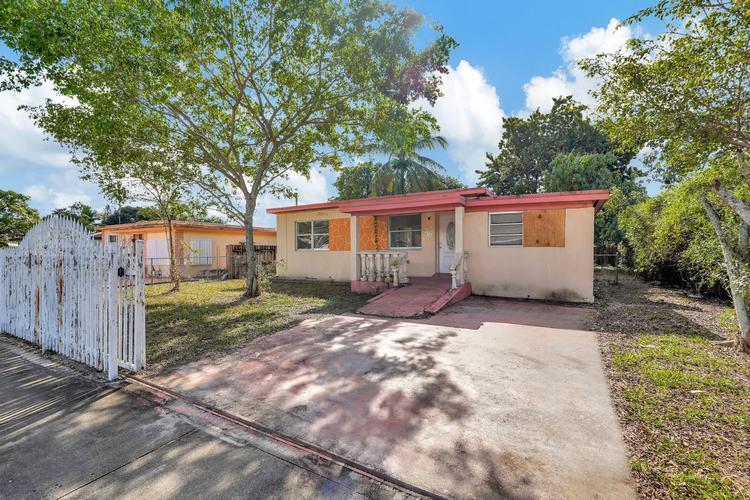 1360 NW 117TH STREET, MIAMI, FL - photo 1