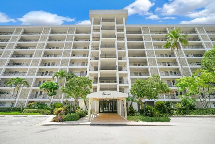3200 N Palm Aire Dr #610, Pompano Beach, FL