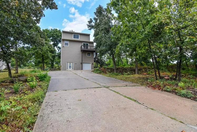 304 E 164TH TER, BELTON, MO