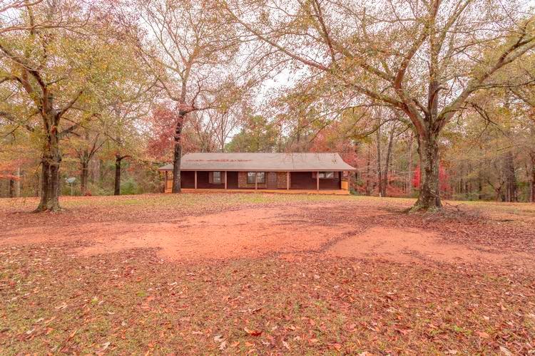 94 COUNTY RD 499, CLANTON, AL - photo 1