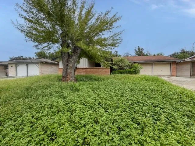 3446 Chateau Dr, San Antonio, TX
