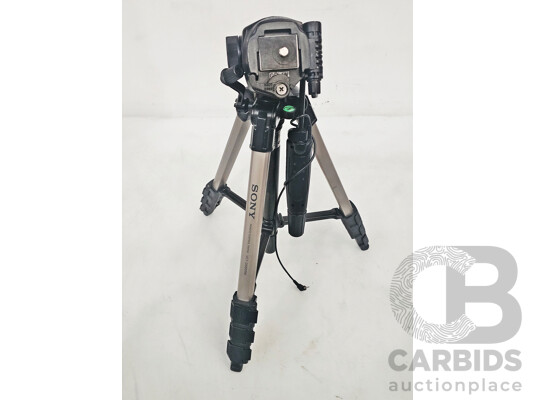 Sony (VCT D680RM) Tripod - photo 1