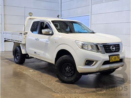 5/2016 Nissan Navara RX (4x4) NP300 D23 King Cab Chassis Polar White Turbo Diesel 2.3L - photo 1