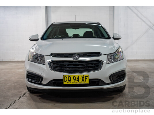 03/2015 Holden Cruze EQUIPE FWD JH MY15 4D Sedan White 1.8L - photo 1