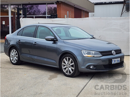 10/2012 Volkswagen Jetta 118 TSI Comfortline 1KM MY13 4d Sedan Grey 1.4L - photo 1