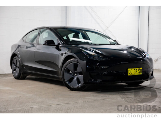 03/2022 Tesla Model 3 Rear Wheel Drive (RWD) E6LRB MY22 4D Sedan Black Electric EV - photo 1