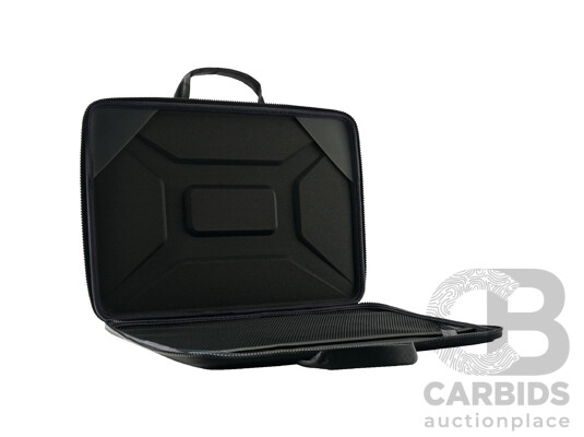 UAG 982010114040 Large Sleeve Case with Handles 15'' Black - photo 1