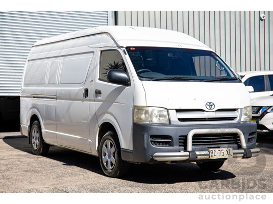5/2006 Toyota Hiace SLWB TRH221R 4d Van Warm White 2.7L - photo 1