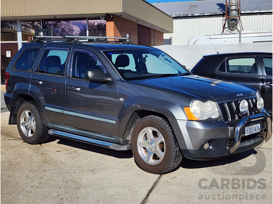 01/2009 Jeep Grand Cherokee Laredo (4x4) WH MY08 4d Wagon Grey 3.0L - photo 1