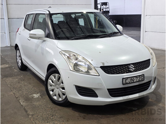 04/2011 Suzuki Swift GL FZ 5D Hatchback Superior White 1.4L - photo 1