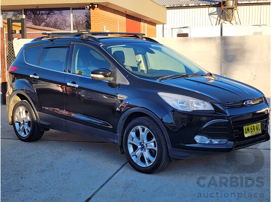 04/2013 Ford Kuga Trend (awd) TF 4d Wagon Black 1.6L - photo 1