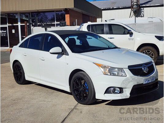 03/2014 Holden Cruze SRi JH MY14 4d Sedan White 1.6L - photo 1