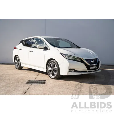 02/2022 Nissan Leaf EV ZE1 MY22 4d Hatchback Arctic White Battery Electric Vehicle 110kw