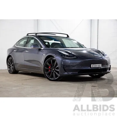10/2019 Tesla Model 3 Perfomance AWD MY19 Update 5d Sedan Midnight Grey Metallic