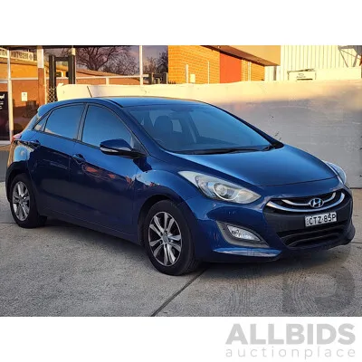 04/2014 Hyundai i30 Trophy GD MY14 5d Hatchback Blue 1.8L