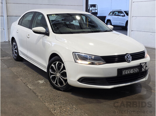 6/2013 Volkswagen Jetta 118 TSI 1KM MY13.5 4d Sedan White 1.4L - photo 1