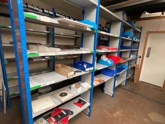 light Duty Workshop Racking Four Bays Each Bay 1m x 300 x 2.2m Inc Contents - photo 1