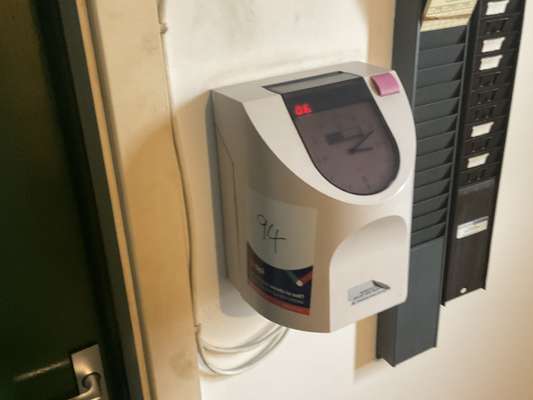 Autoclock Systems Clocking In/Out Machine 240v - photo 1