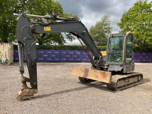 2018 Volvo ECR88D Tracked Excavator