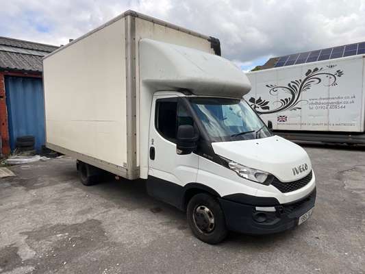 2016 Iveco Daily 35C15 Luton - YB65 XLG - photo 1