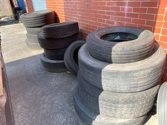 43 x Various Size Worn Tyres as Lotted - photo 1