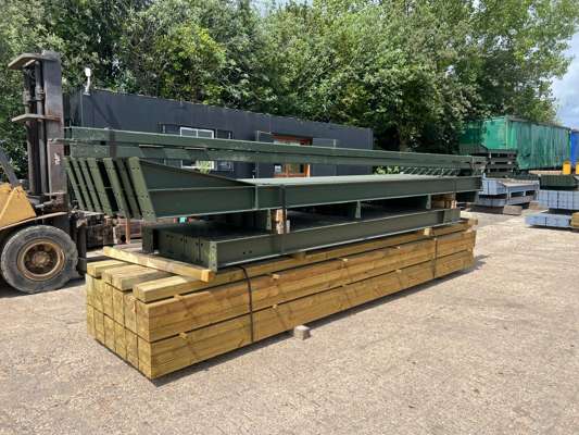 Steel Frame Building 60' x 30' x 15' – 4no 15' Bays – 15° Roof Pitch - photo 1