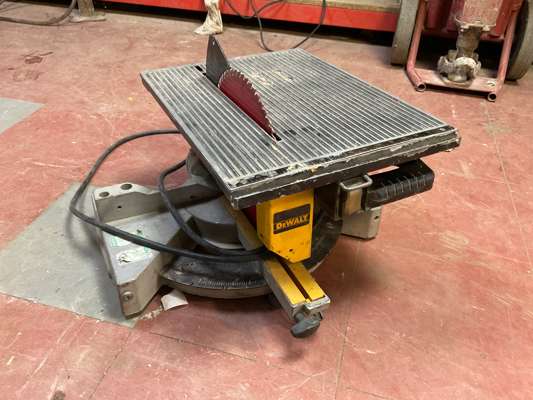 Dewalt DW711-LX Table Top Mitre Saw 110V - photo 1