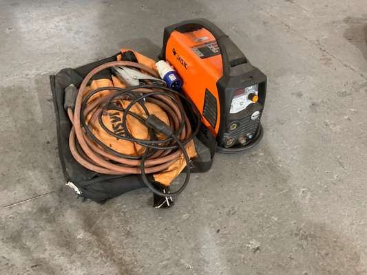 Jasic Pro TIG200P Portable Tig Welder 240V - photo 1