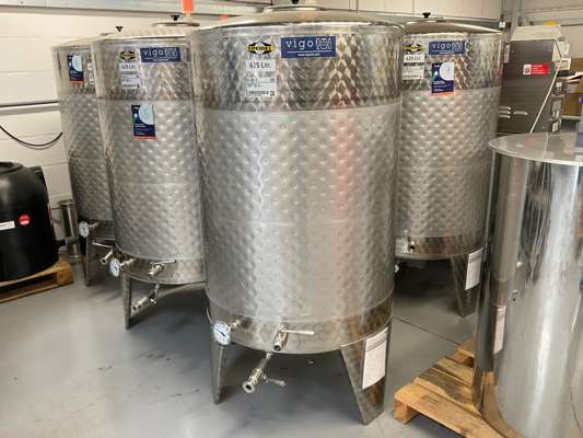 Speidel 625L Dish Bottom Storage Tank — photo 1