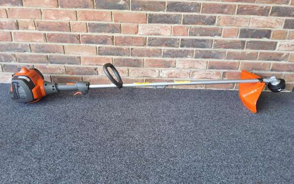 Husqvarna 128LD Trimmer - photo 1