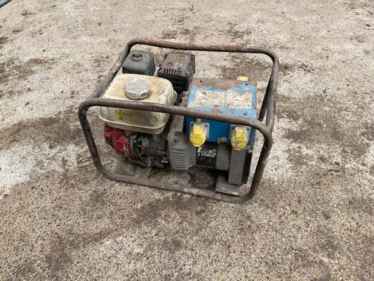 Stephill Portable Petrol Generator - photo 1