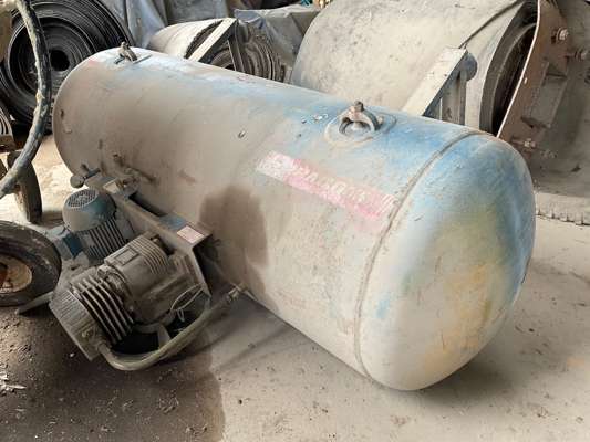 Motivair Air Compressor 415V - photo 1