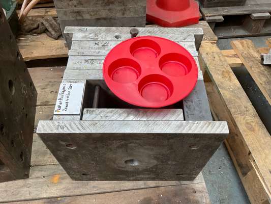 2 x Injection Moulding Tools - photo 1