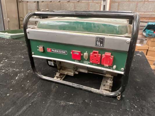 PARKSIDE PSE 2800 A1 Petrol Generator - photo 1