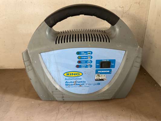 Ring RCB208 Battery Charger 240v - photo 1