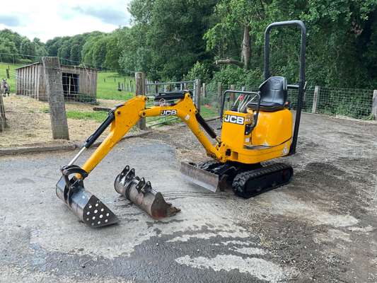 2021 JCB 8008 CT Compact Rubber Tracked Excavator - photo 1