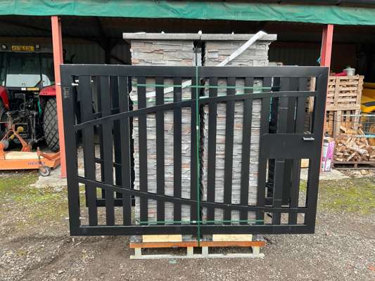 2025 Brand New G17D-P60ZS Stone Pillar Iron Gate - photo 1