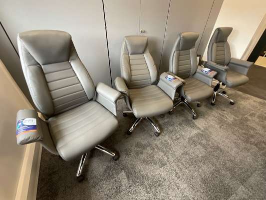 4 x Grey Leather Effect Swivel Armchairs - photo 1