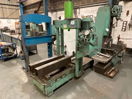 Tetroc Hydraulic Sliding Bed Press 415V - photo 1